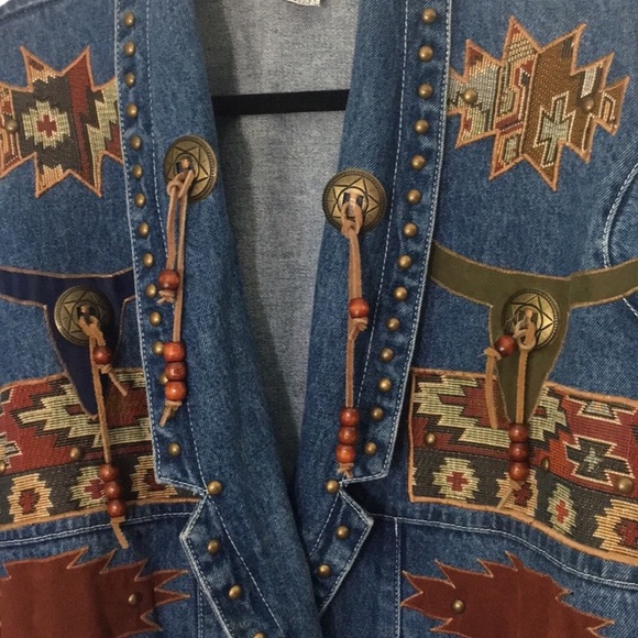 ICING | Vintage Southwestern Oversize Denim Jacket - Picture 3 of 7